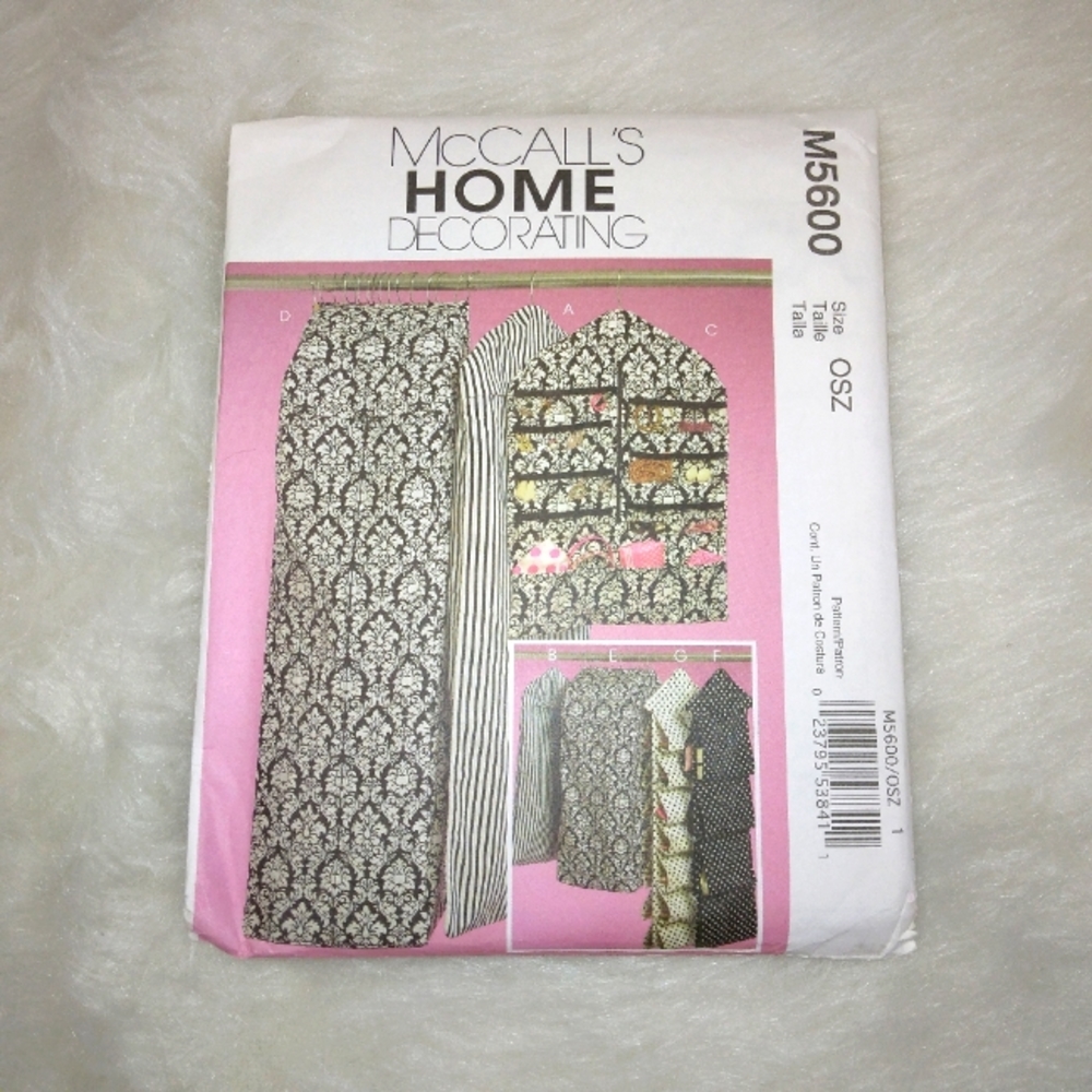 McCall's M5600 Closet Organizer Items